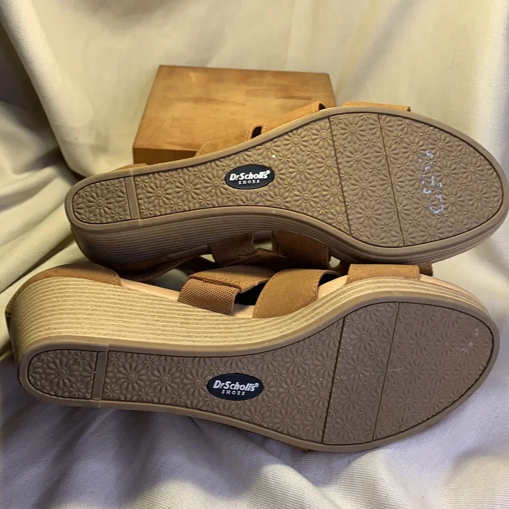 NWOT Dr Scholl’s wedge never worn comfy boho shoes